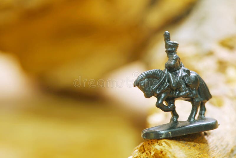 Miniatuur van plastic militair op het modelstuk speelgoed van het paardcijfer royalty-vrije stock afbeeldingen Miniatuur van plastic militair op het modelstuk speelgoed van het paardcijfer royalty-vrije stock afbeeldingen