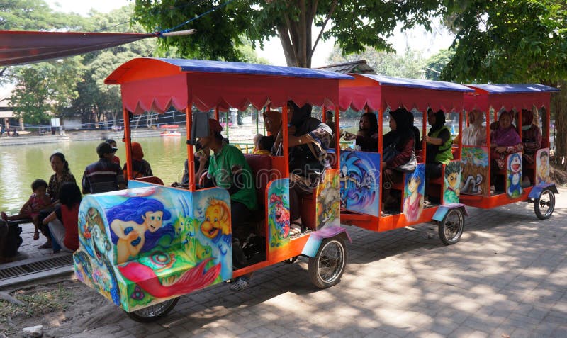 Miniatuurspoorweg royalty-vrije stock afbeelding