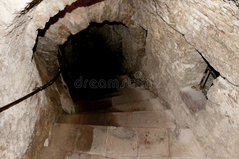 Miniera dell'acqua - Ronda - Spagna immagini stock Miniera dell'acqua - Ronda - Spagna immagini stock