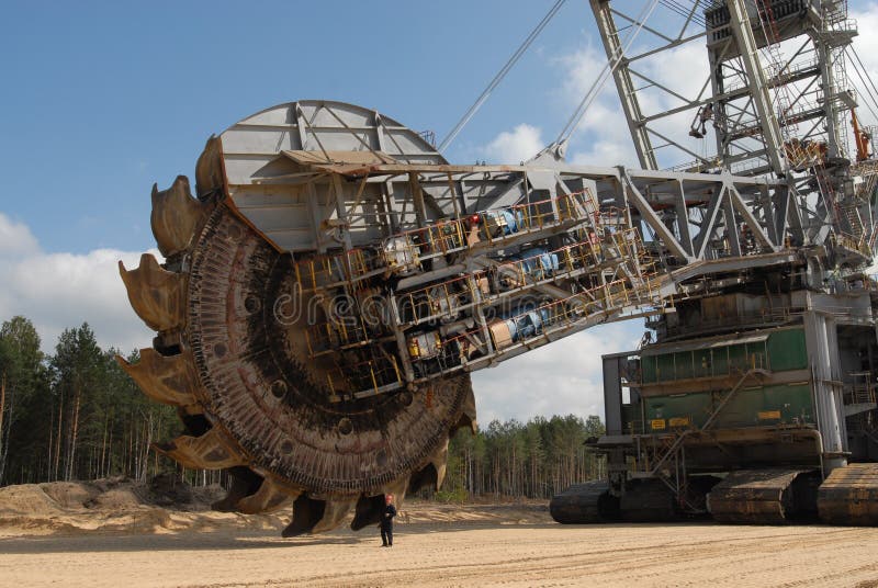 Mining wheel of coal digger