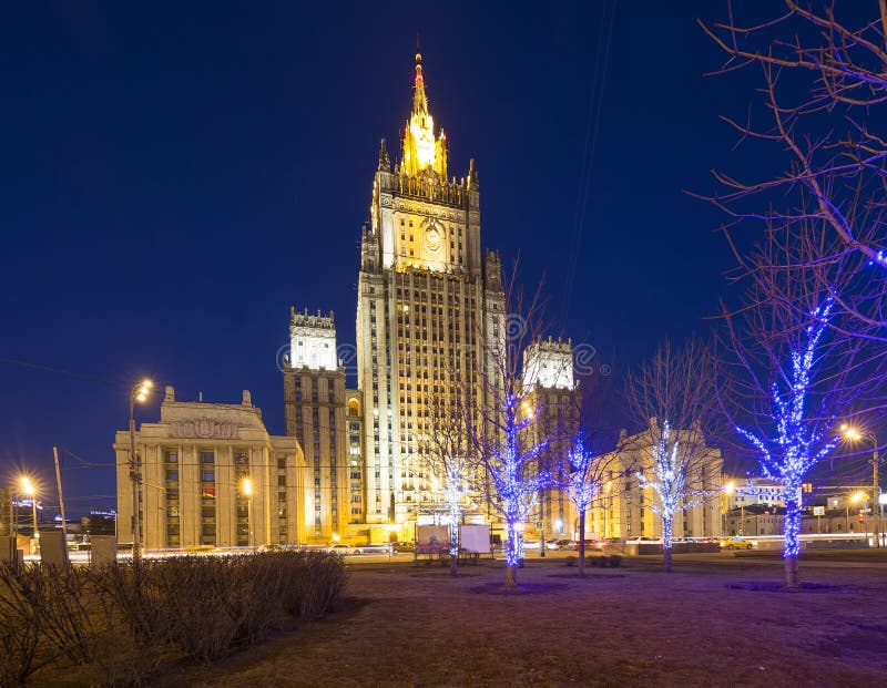 Ministerie van Buitenlandse zaken van de Russische Federatie, Smolenskaya-Vierkant, Moskou, Rusland stock afbeelding Ministerie van Buitenlandse zaken van de Russische Federatie, Smolenskaya-Vierkant, Moskou, Rusland stock afbeelding