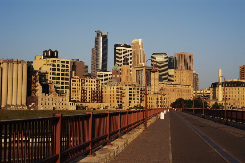 minneapolis horisontwalkway arkivfoto minneapolis horisontwalkway arkivfoto
