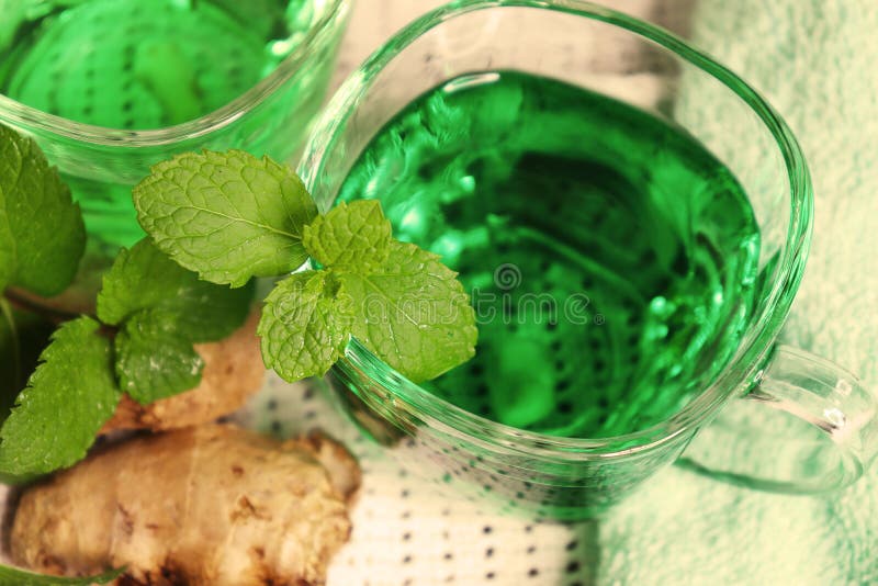 Green Tea with mint leaves stock image. Image of ginger 178443679