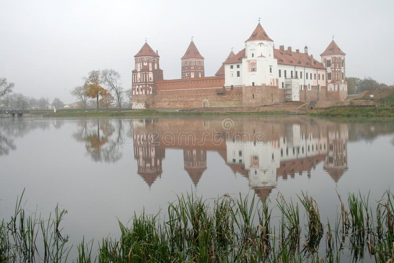Mir Castle es un fortalecimiento y una residencia en la ciudad del MIR fotos de archivo Mir Castle es un fortalecimiento y una residencia en la ciudad del MIR fotos de archivo