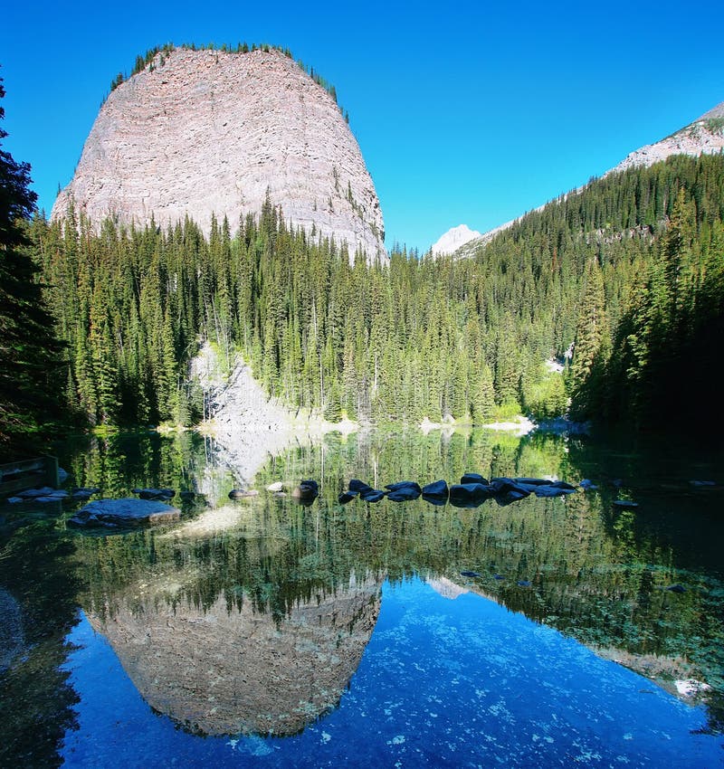 Mirror Lake In Lake Louise Area Stock Image Image Of Mountains