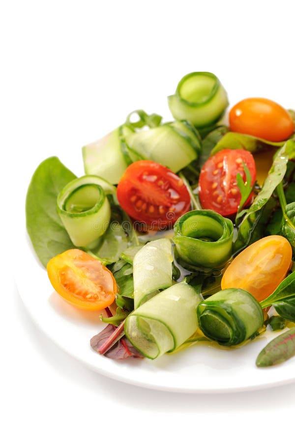 Mischung mit Tomate, Kopfsalat, Gurke lizenzfreie stockfotografie Mischung mit Tomate, Kopfsalat, Gurke lizenzfreie stockfotografie