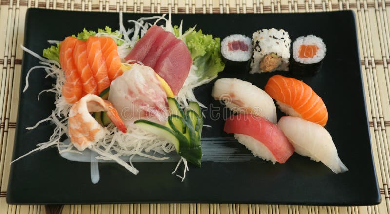 Mischungs-Sushisashimi stockfoto Mischungs-Sushisashimi stockfoto
