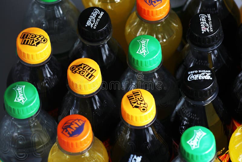 Sprite Und Fanta Satz Getranke Redaktionelles Stockbild Bild Von Schutzkappen Kappe 123725629