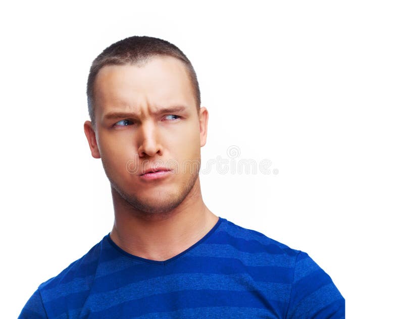 Misstrauischer Mann lokalisiert lizenzfreies stockfoto Misstrauischer Mann lokalisiert lizenzfreies stockfoto