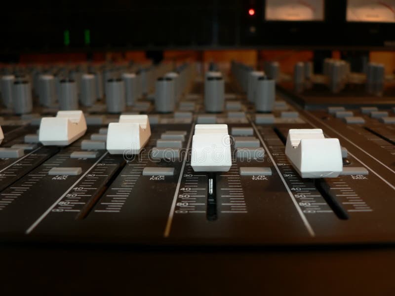 Control volum canal console de amestecare 2 stock photography