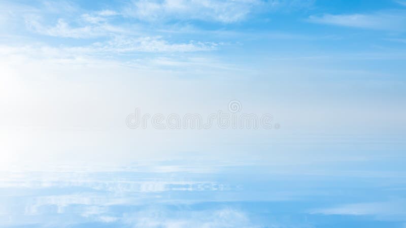 Miękka część pluskocze w mglistym pastelu krajobrazie Pokojowa gęsta mgła na jeziorze Piękny tło