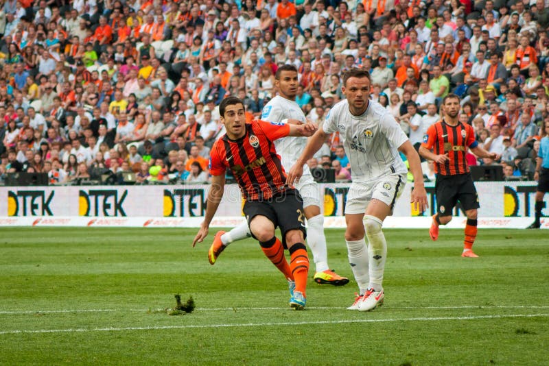 Mkhitaryan Henrikh and Taison Forwards of Football Club Shakhtar Editorial  Photo - Image of green, football: 31294671