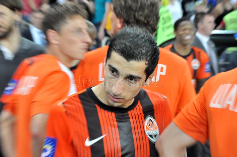 Mkhitaryan Henrikh and Taison Forwards of Football Club Shakhtar Editorial  Photo - Image of green, football: 31294671