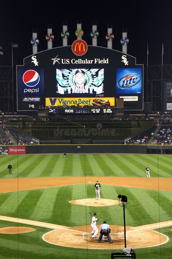 MLB Night Baseball in Chicago Editorial Stock Photo Image of