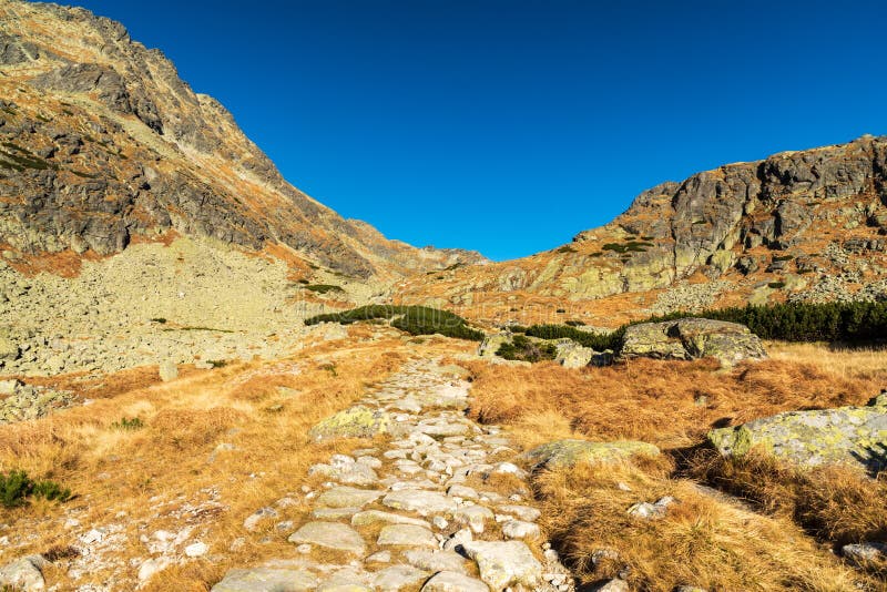 Mlynická dolina na jeseň Vysoké Tatry na Slovensku