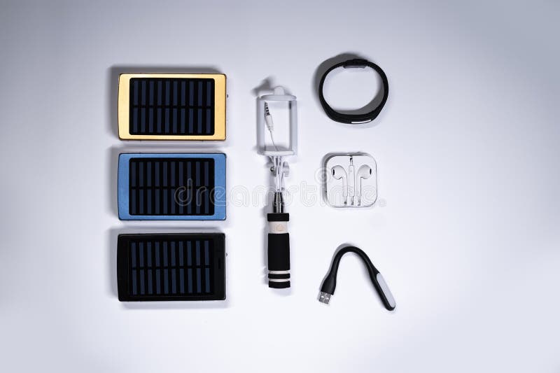 How to Choose a Portable Solar Charger - Best Buy