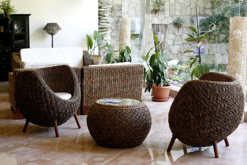 Móveis de vime imagem de stock royalty free