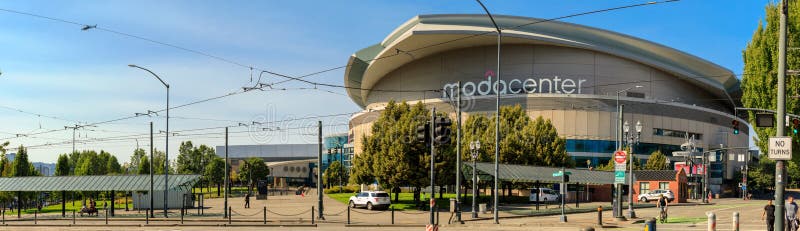 Modacentrum, Sportenarena in de stad van Portland royalty-vrije stock foto's Modacentrum, Sportenarena in de stad van Portland royalty-vrije stock foto's