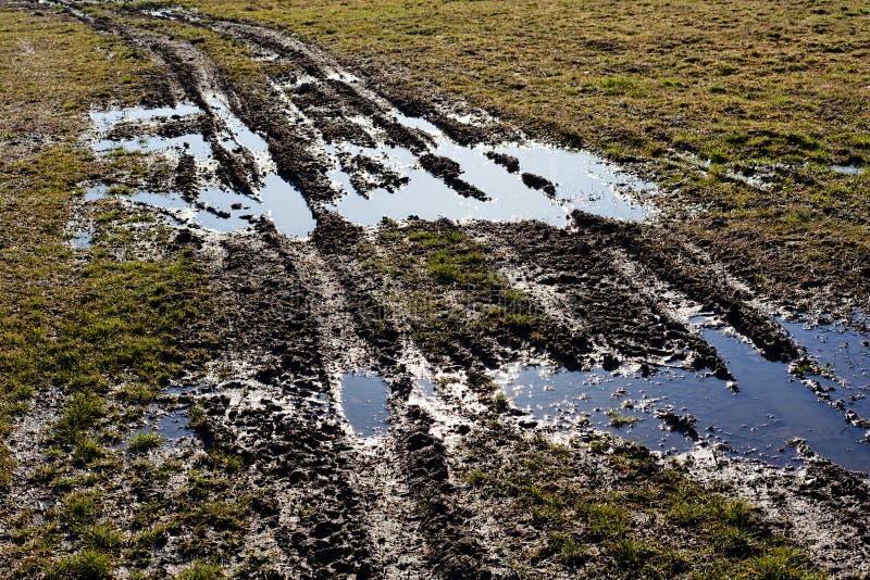 Modderige landweg royalty-vrije stock foto