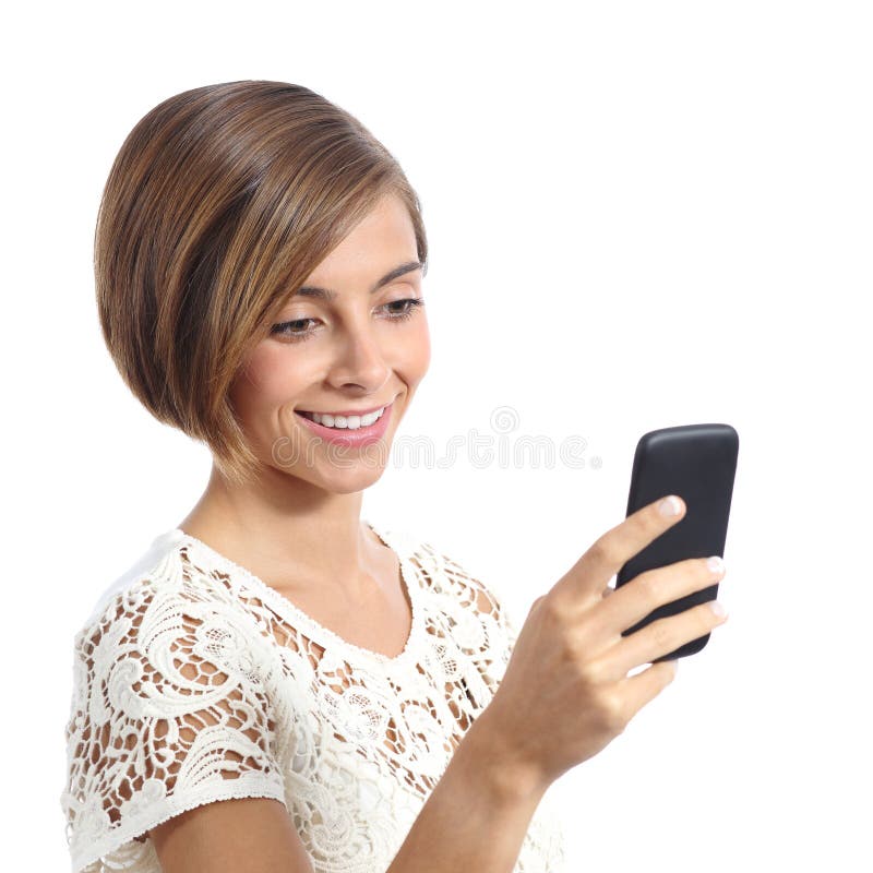 Modekvinna som använder en smart mobiltelefon royaltyfria bilder Modekvinna som använder en smart mobiltelefon royaltyfria bilder