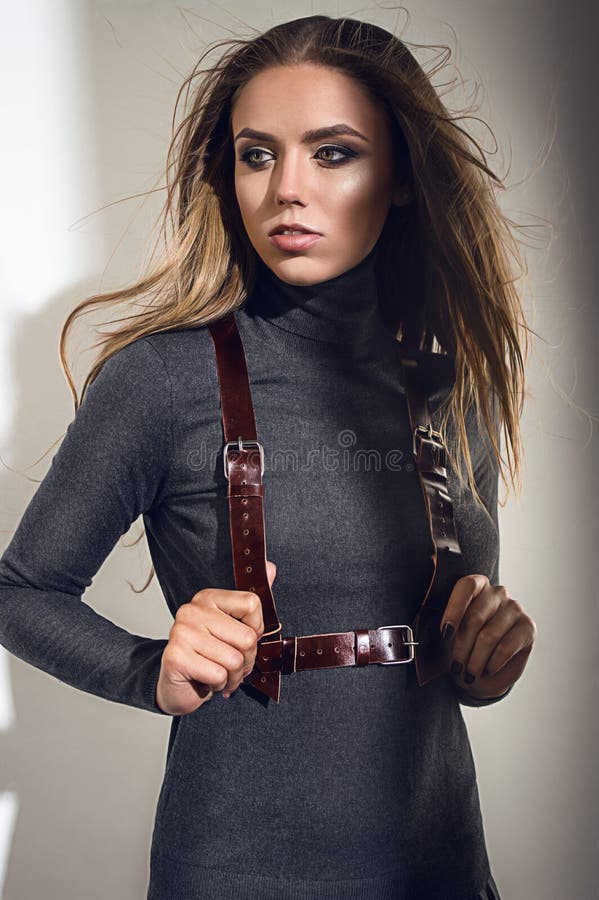 Photos of Model in Image ID 54851707 by Flexflex