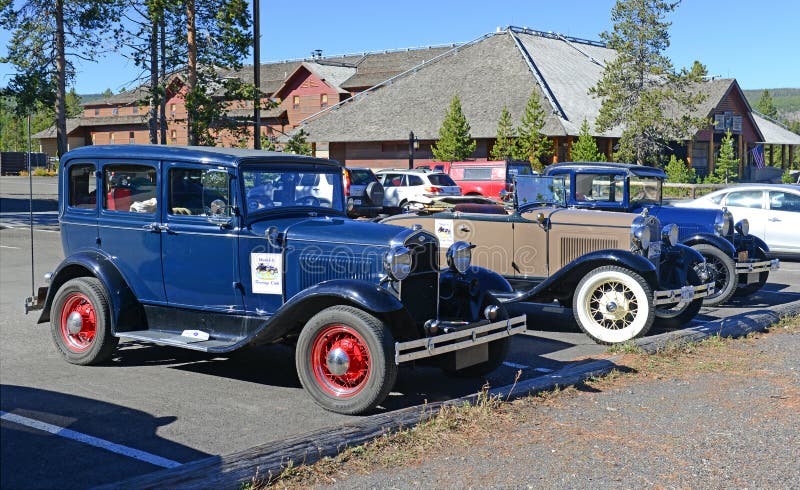 Modela ford in parkeerterrein royalty-vrije stock foto Modela ford in parkeerterrein royalty-vrije stock foto