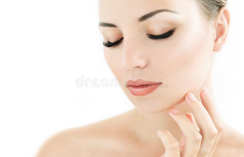 Modelo da beleza com pele fresca perfeita e as pestanas longas imagens de stock Modelo da beleza com pele fresca perfeita e as pestanas longas imagens de stock