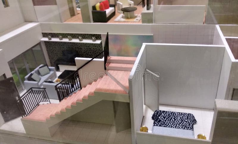 Modelo a Escala Miniatura De Casa De Terraza De Doble Planta Completa Con  Muebles Interiores. Foto de archivo editorial - Imagen de casero, lujo:  220126878