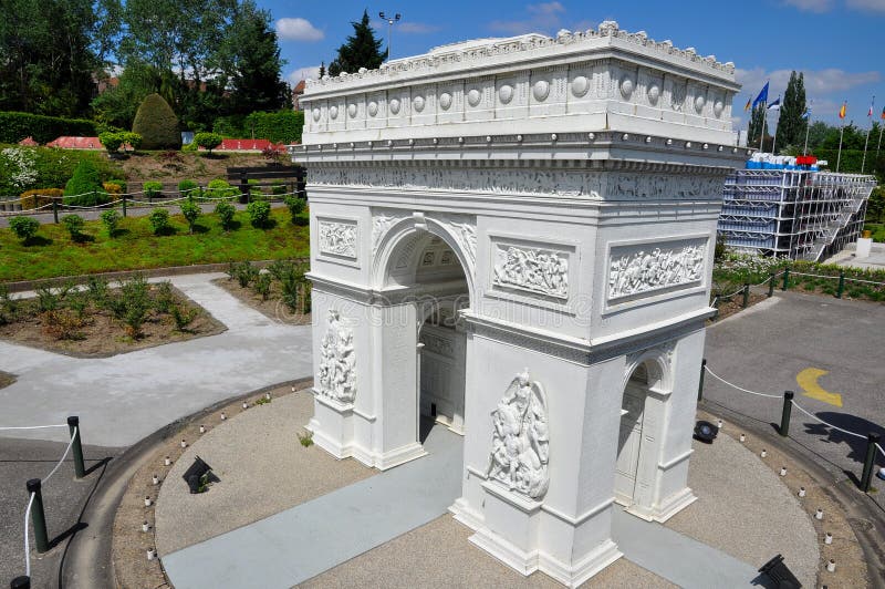 Modelo miniatura de Arc de Triomphe imagenes de archivo