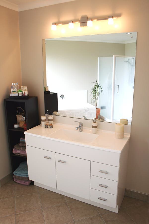 Modern Bathroom Vanity