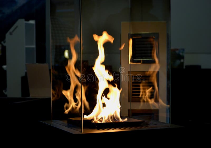 Modern Bio Fireplot Fireplace on Ethanol Gas. Smart Ecological