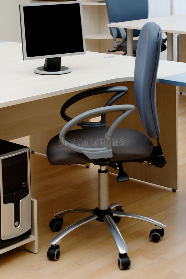 Modern bureau stock foto. Image of niemand, leeg, monitor - 7266060