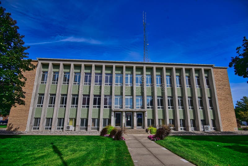 Emmet County Courthouse Estherville IA Editorial Image Image of Emmet County Courthouse Estherville IA Editorial Image Image of