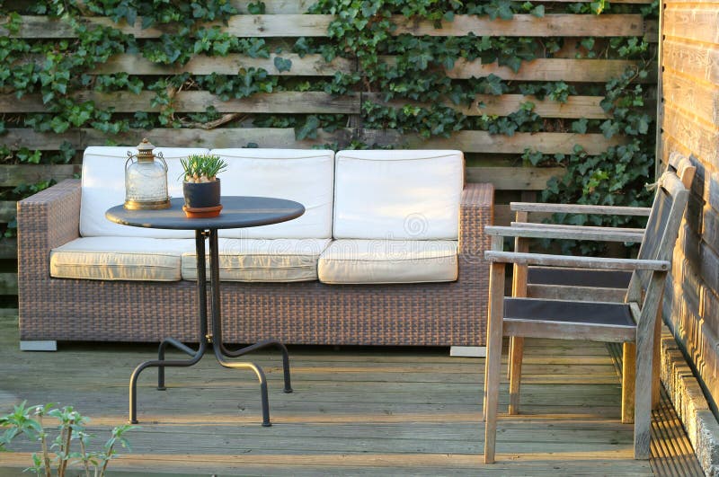 Modern garden design and furniture for trendy lifestyle