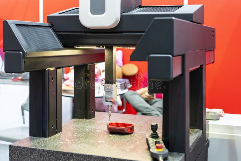 Modern and High Accuracy Automatic Coordinate Measurement Machine CMM