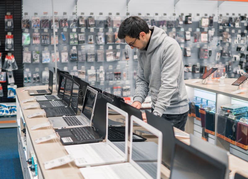 Computers for Sale in a Computer Store Editorial Image - Image of computer,  computers: 135429635