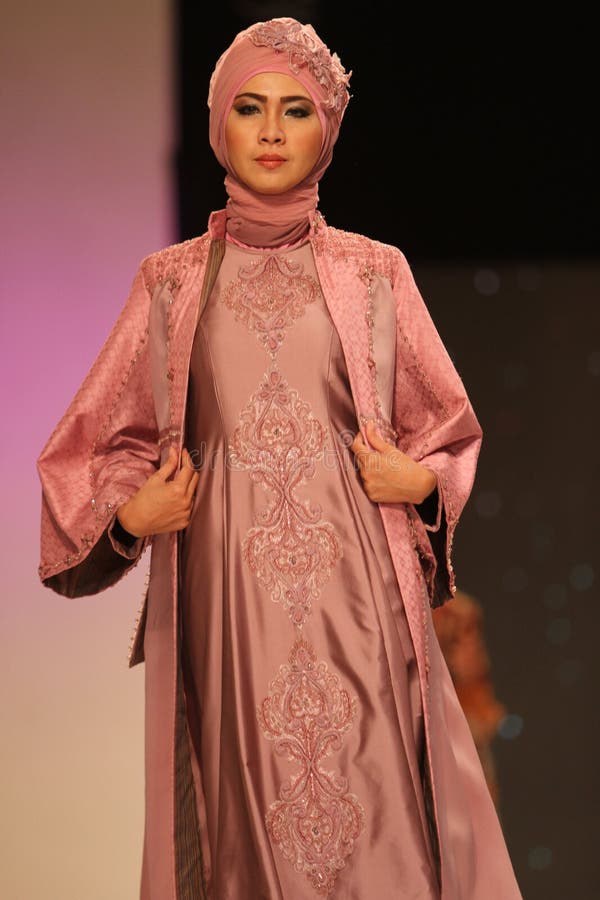  Modern  muslim  fashion editorial photo Image of muslim  