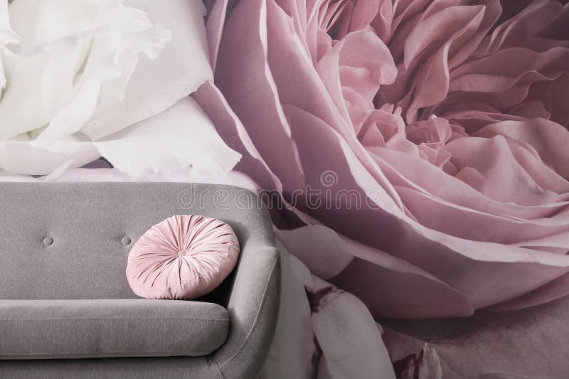 198 Trendy Living Room Floral Wallpaper Stock Photos - Free & Royalty-Free  Stock Photos from Dreamstime