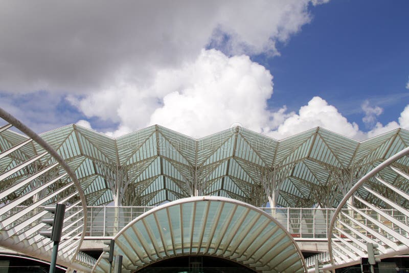 Moderne gebouwen in Park van Naties, Lissabon royalty-vrije stock fotografie Moderne gebouwen in Park van Naties, Lissabon royalty-vrije stock fotografie
