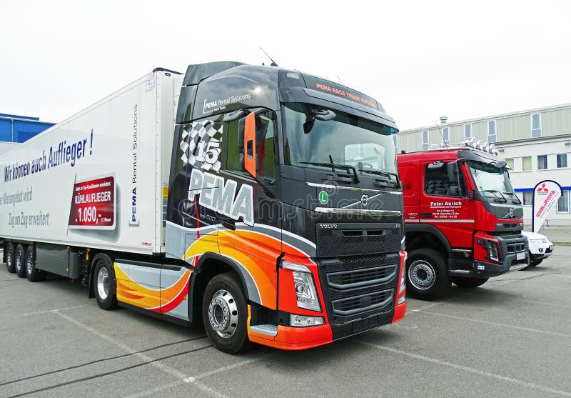 Moderne VOLVO-Vrachtwagens royalty-vrije stock afbeelding Moderne VOLVO-Vrachtwagens royalty-vrije stock afbeelding
