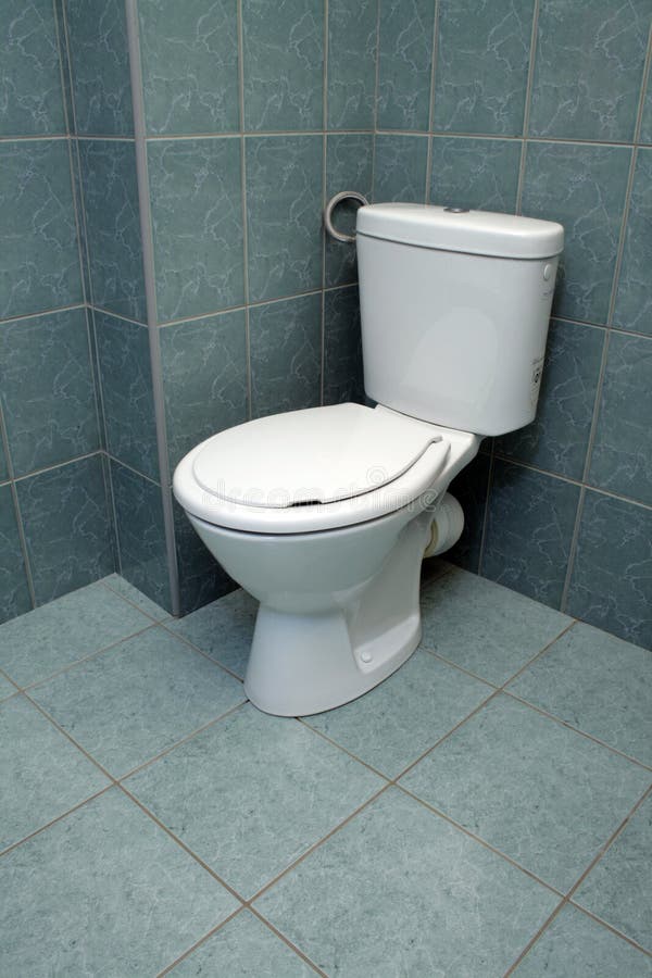 Rotes Badezimmer stockbild. Bild von inneren, aufenthaltsort - 5758191