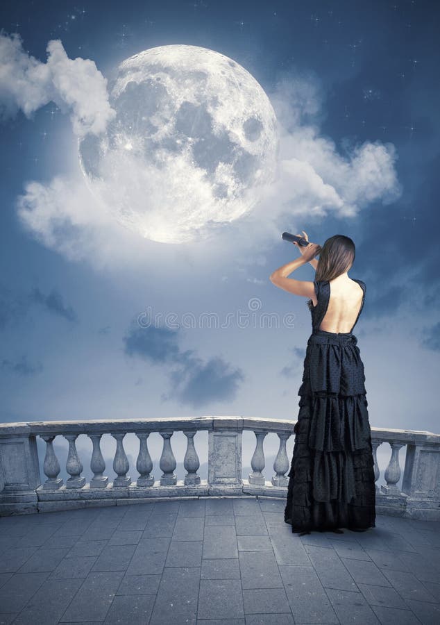 Modo e luna immagine stock libera da diritti Modo e luna immagine stock libera da diritti