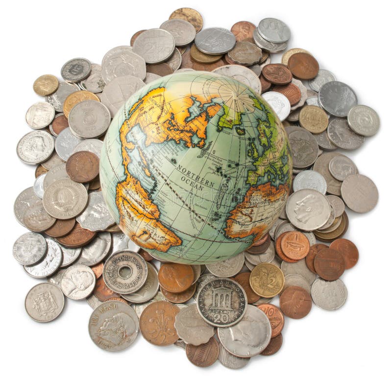 Moedas do dinheiro do globo isoladas foto de stock Moedas do dinheiro do globo isoladas foto de stock