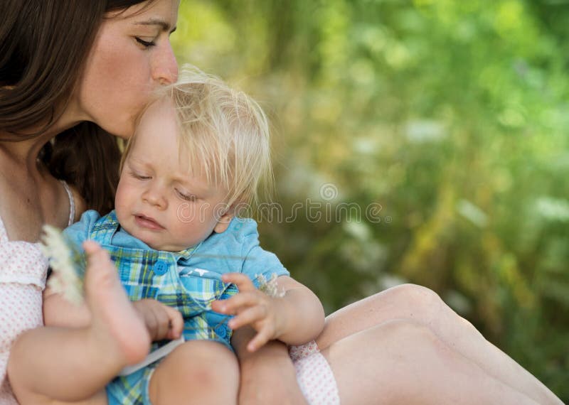 Moeder en zoon royalty-vrije stock afbeeldingen