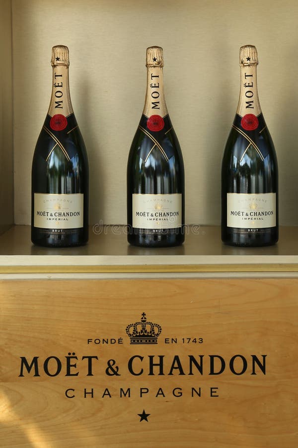 Moet and Chandon Champagne Presented at the National Tennis Center ...