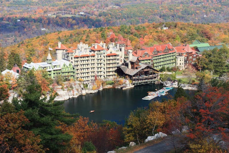 Mohonk Mountain House stock photo. Image of lake, resort 1651852