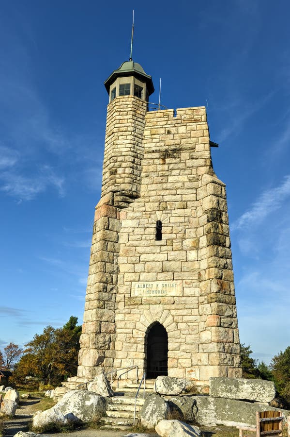 Skytop Tower And Eagle Cliff, Mohonk Preserve, Upstate New York, USA