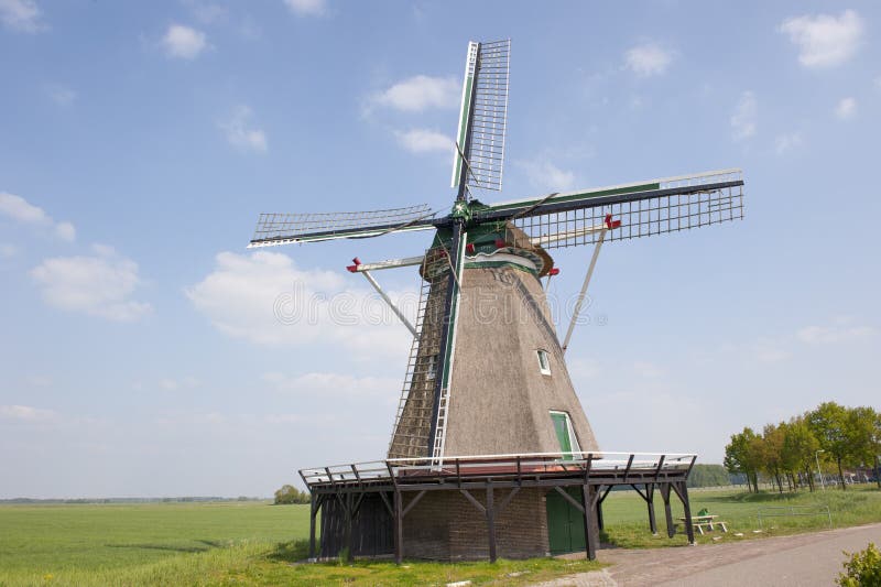 Moinho De Vento Kriemhildemuhle, Cidade Xanten, Alemanha Foto de Stock  Editorial - Imagem de terra, feriados: 38790413