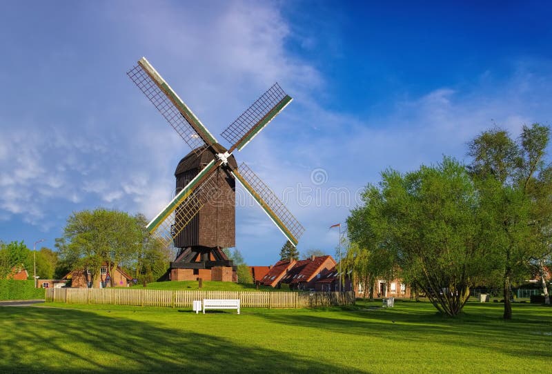 Moinho Papenburg do cargo imagens de stock royalty free Moinho Papenburg do cargo imagens de stock royalty free