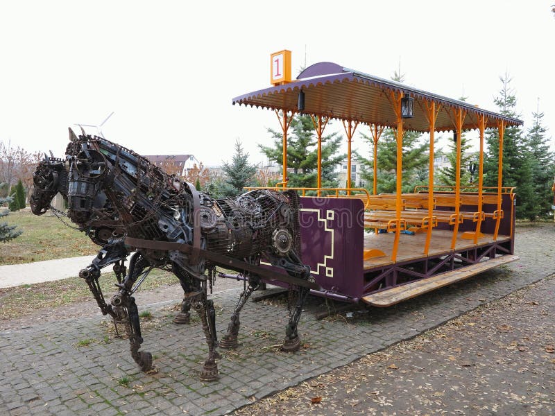 20.11.2016, Moldova, Chisinau: Monument to horse tram